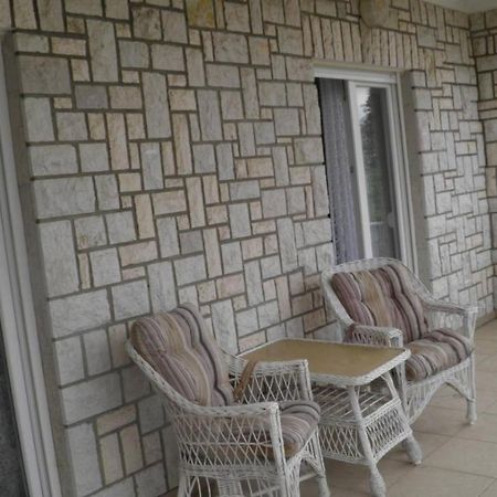 Apartmani S Dvije Spavace Sobe 4 Osobe Селце Экстерьер фото